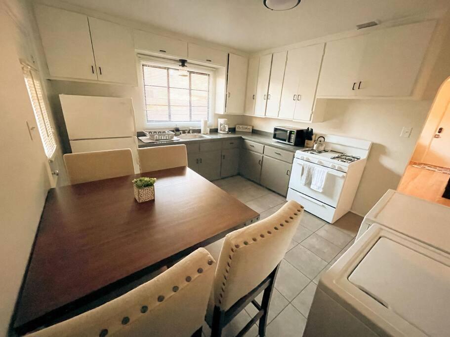 Willa Pet Friendly! Private Casita In Nob Hill Albuquerque Zewnętrze zdjęcie